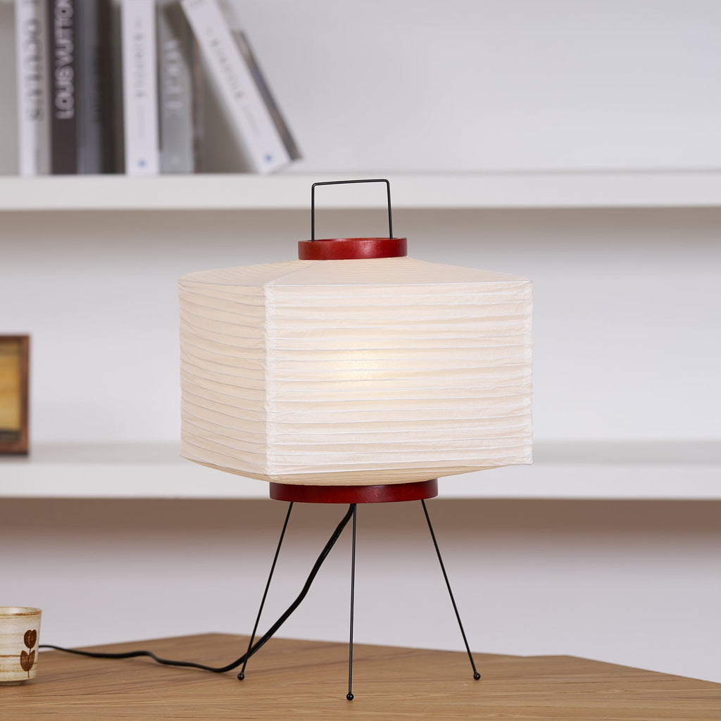 Akari 7A Table Lamp