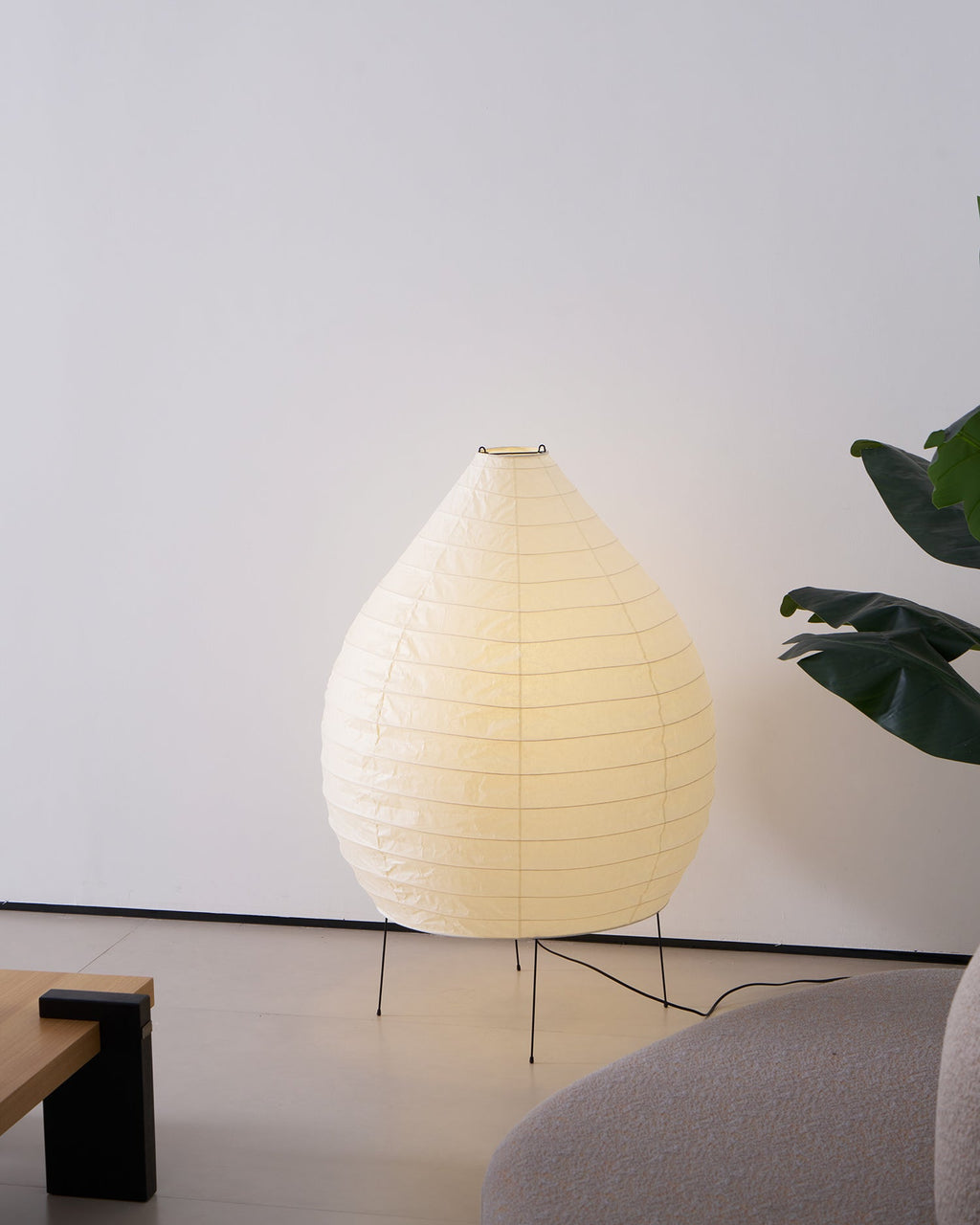 Akari 23N Floor Lamp