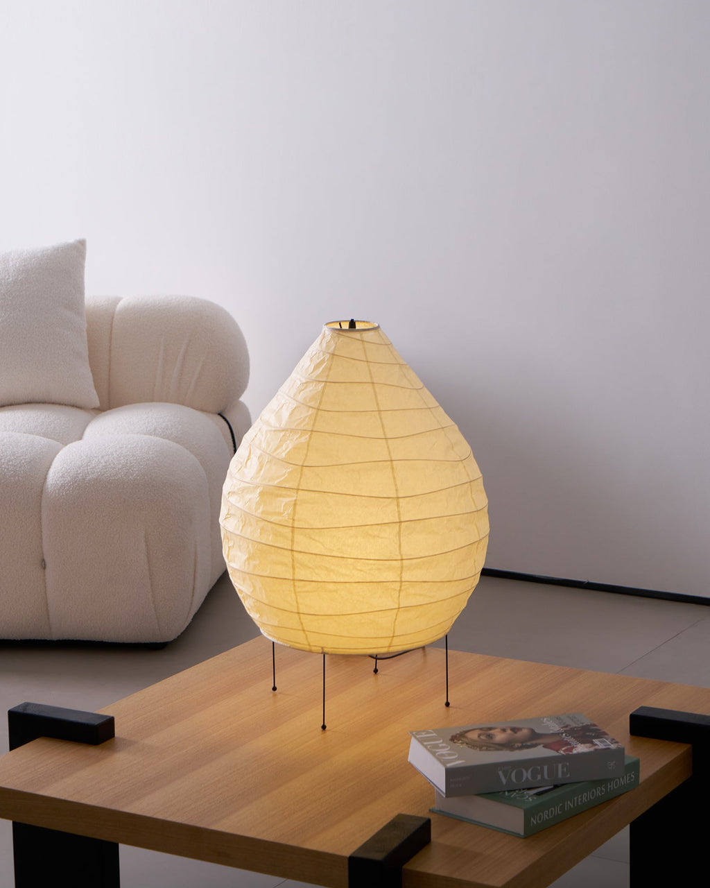 Akari 22N Table Lamp