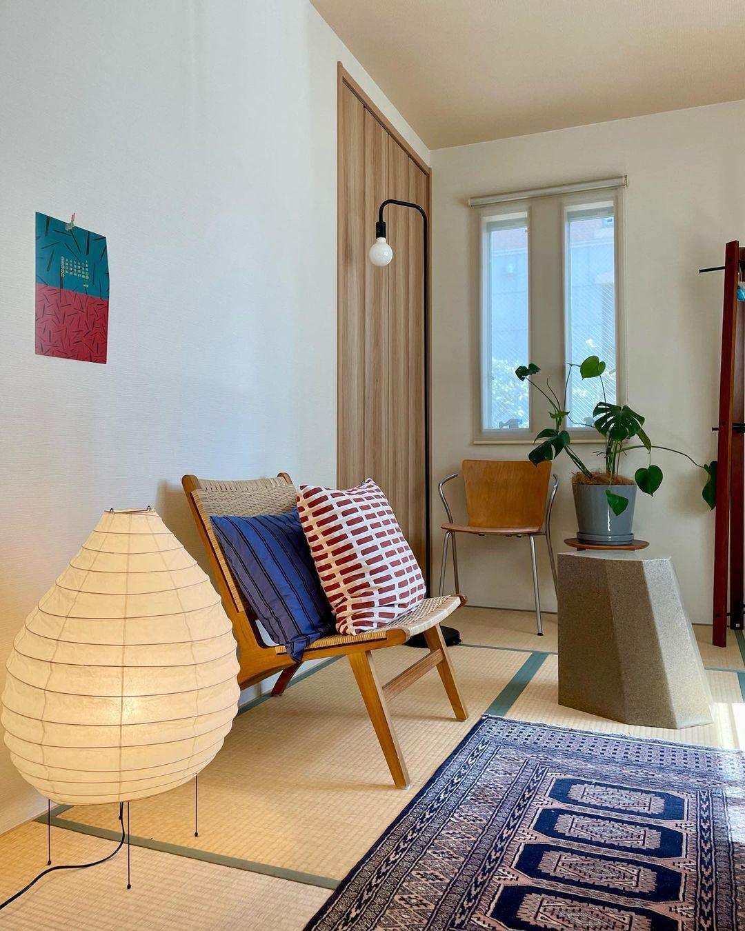 Akari 22N Table Lamp