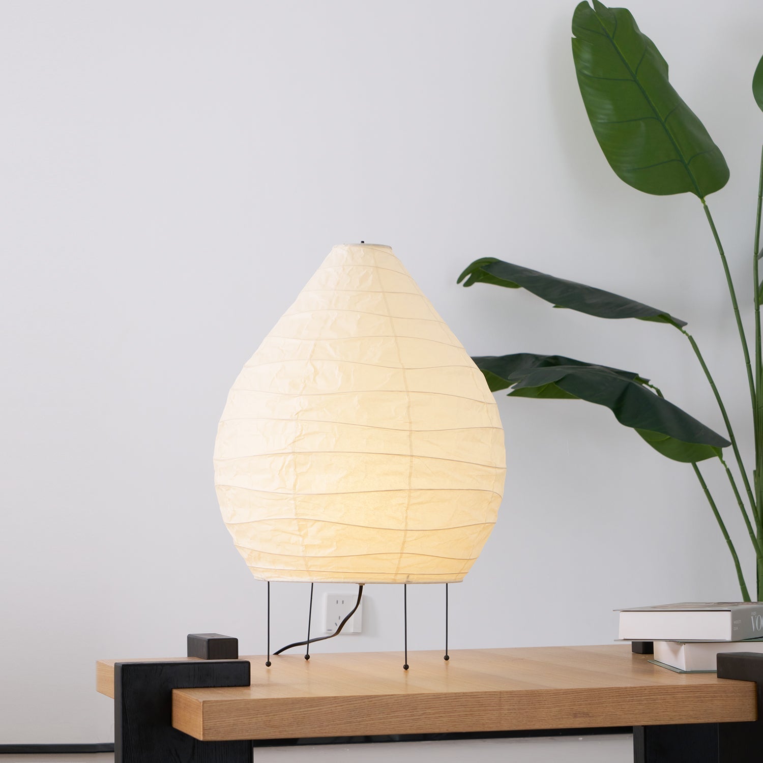 Akari 22N Table Lamp