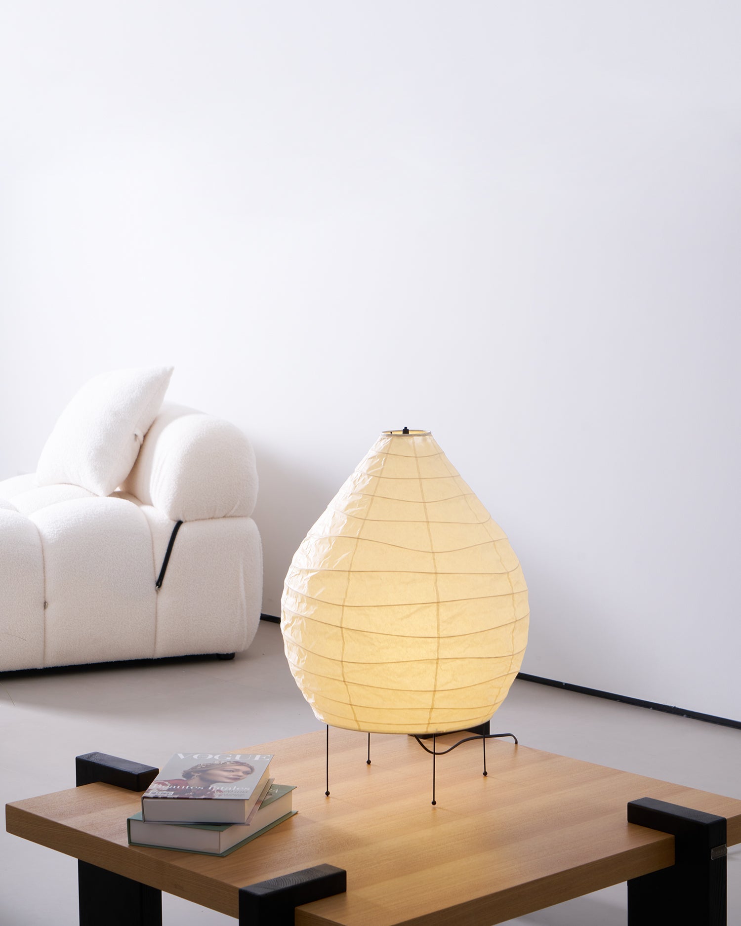 Akari 22N Table Lamp