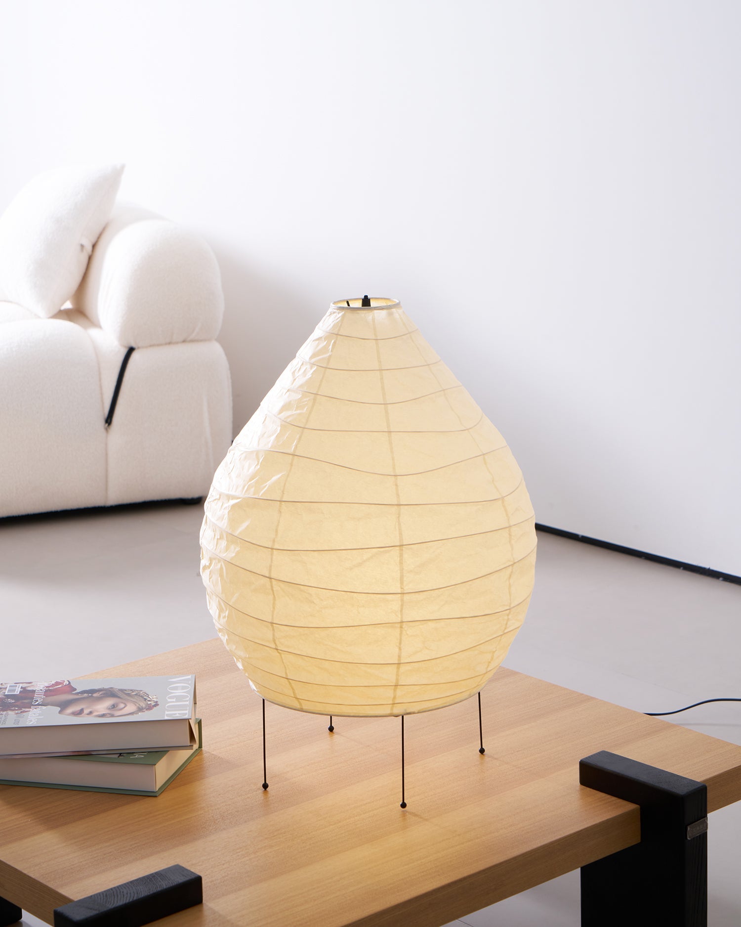 Akari 22N Table Lamp