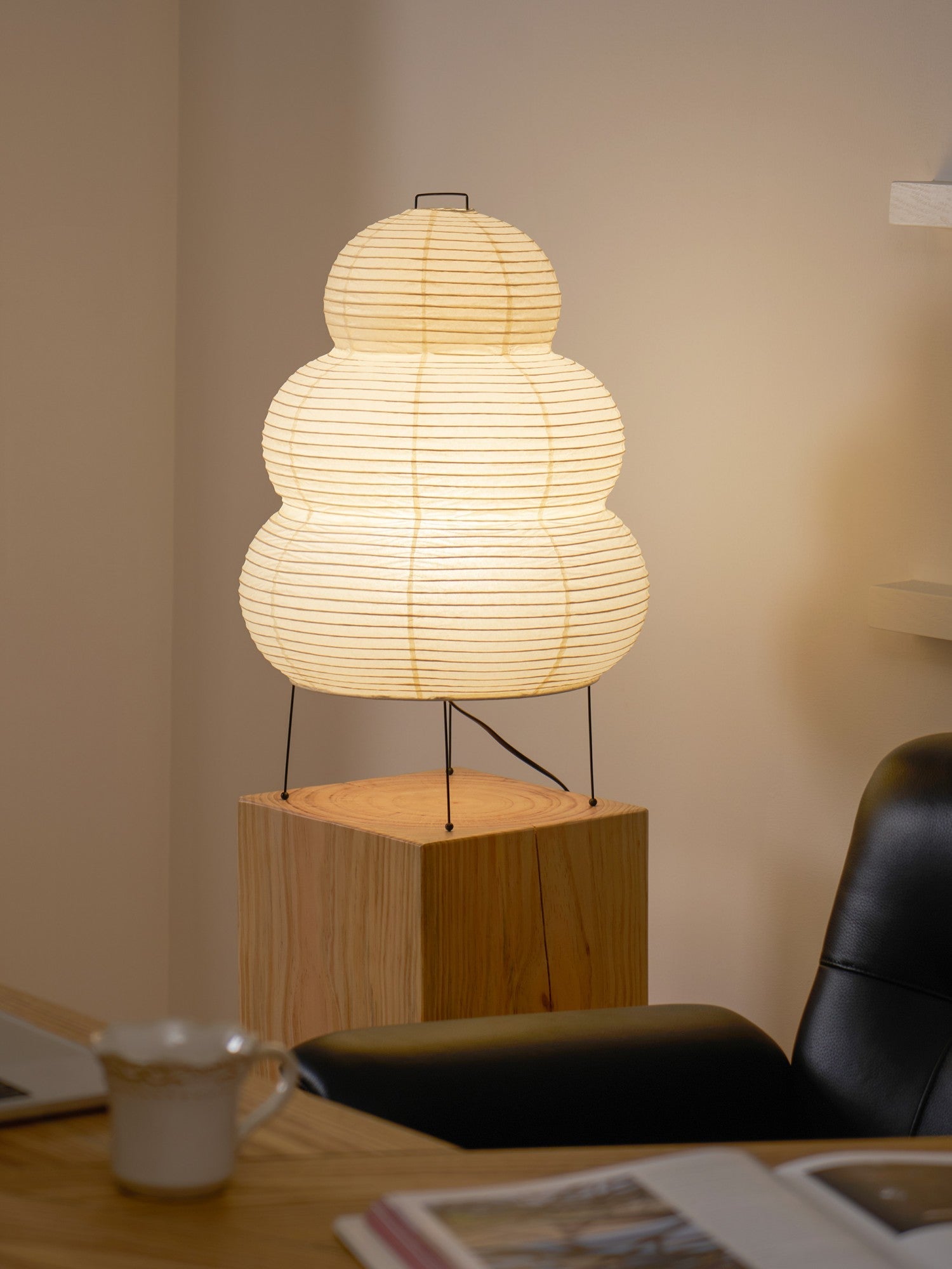 Akari 24N Table Lamp
