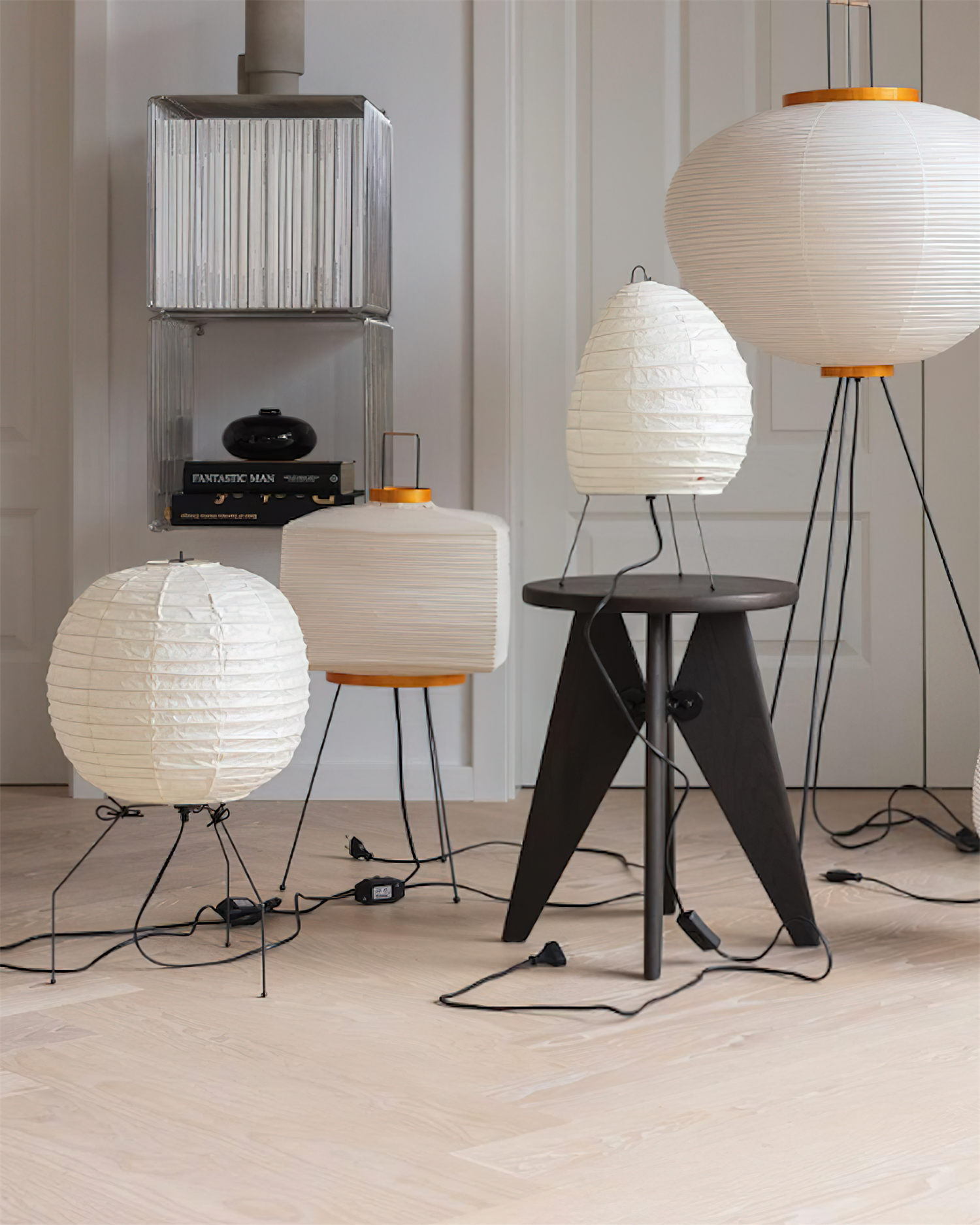 Akari 7A Table Lamp