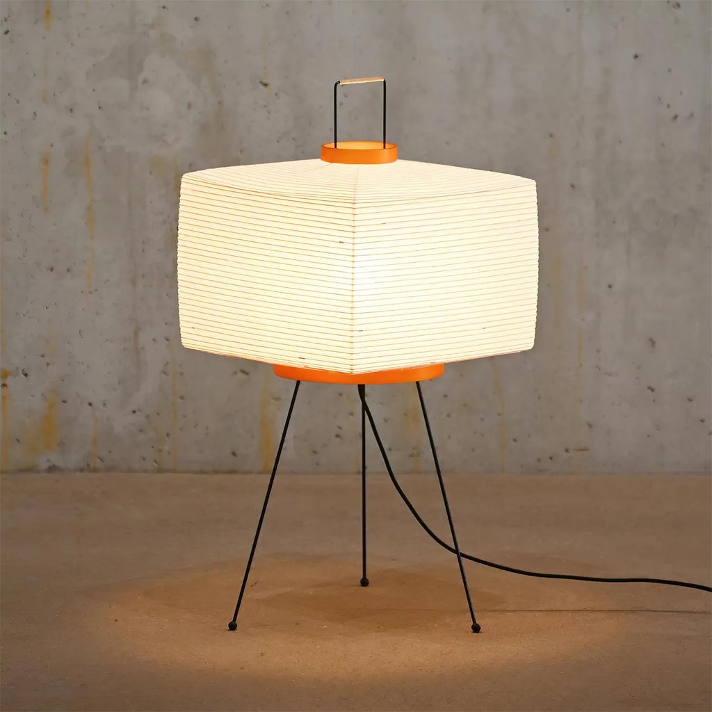 Akari 7A Table Lamp