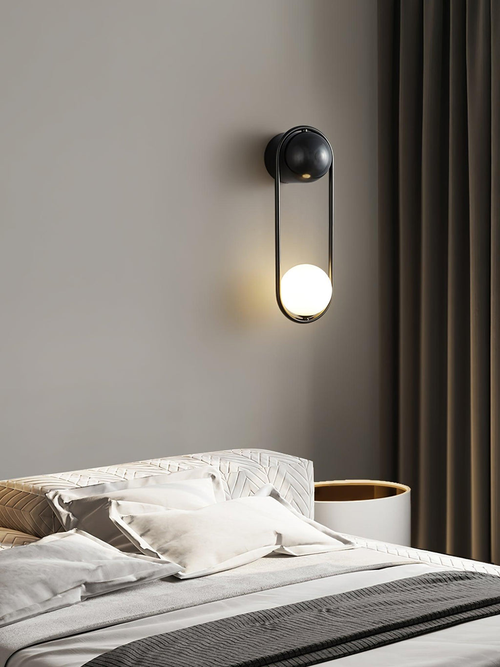 Alaynia Globe Wall Lamp