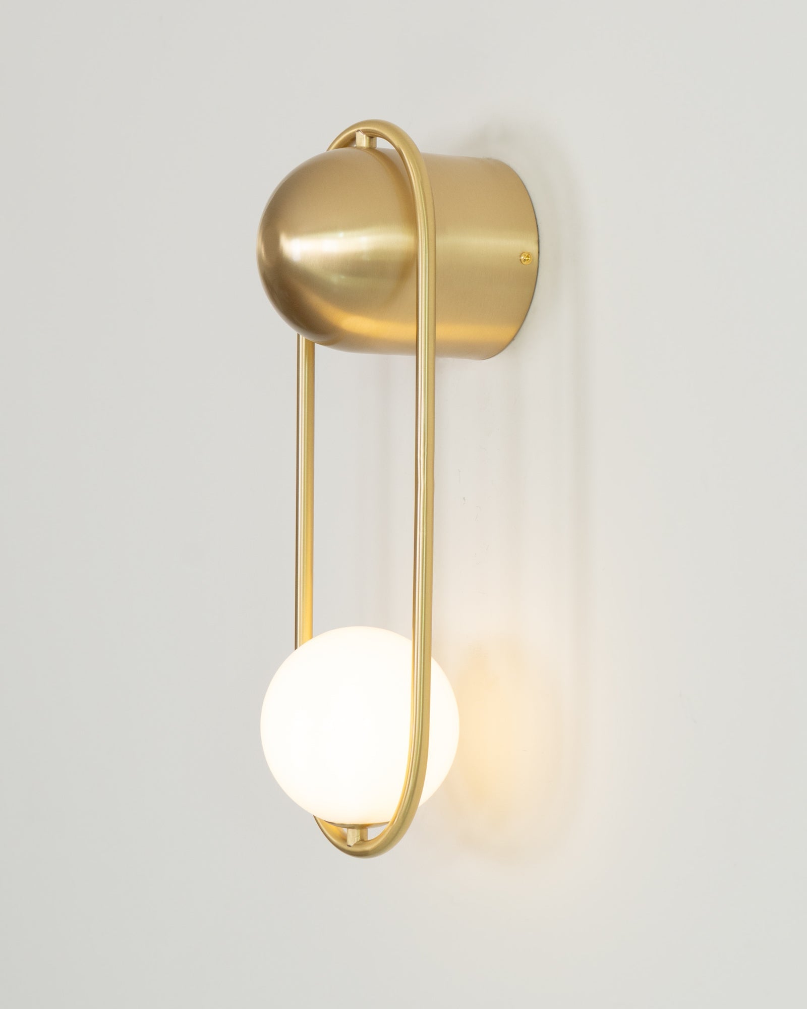 Alaynia Globe Wall Lamp