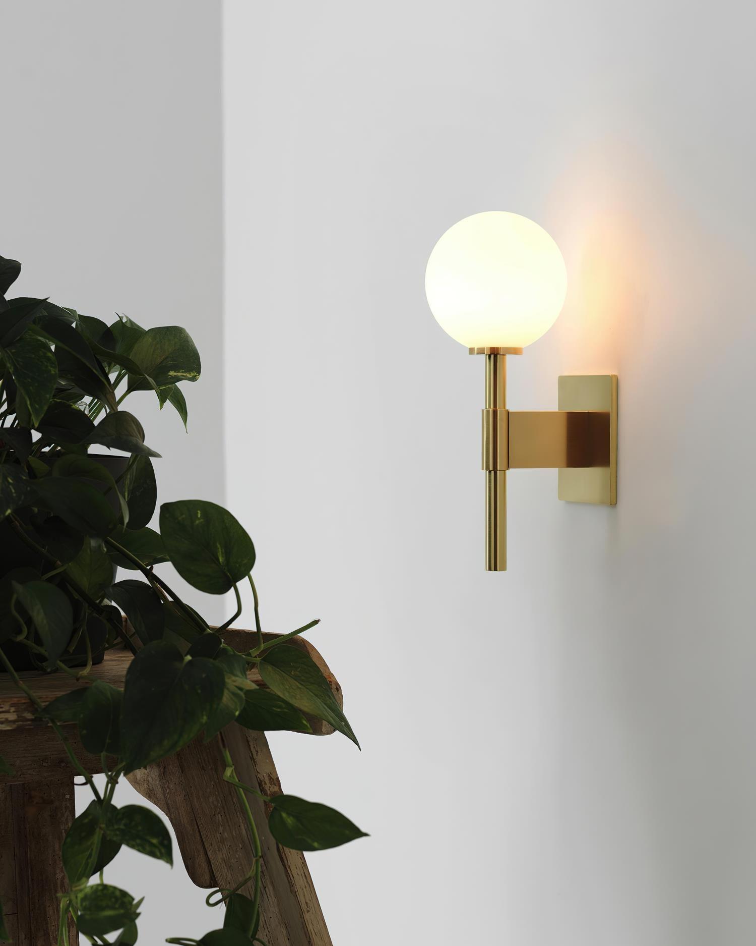 Athena Wall Lamp