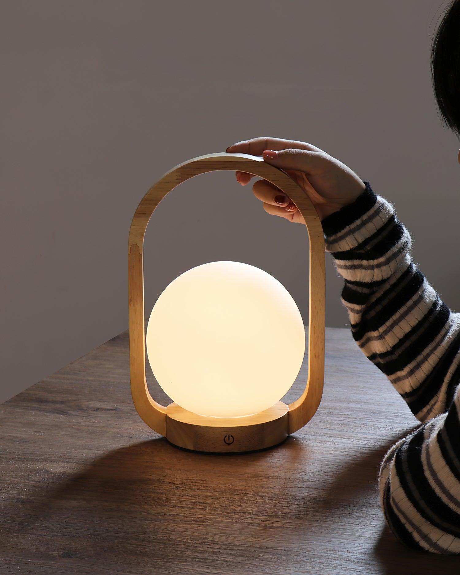 Tavellio Wooden Portable Table Lamp