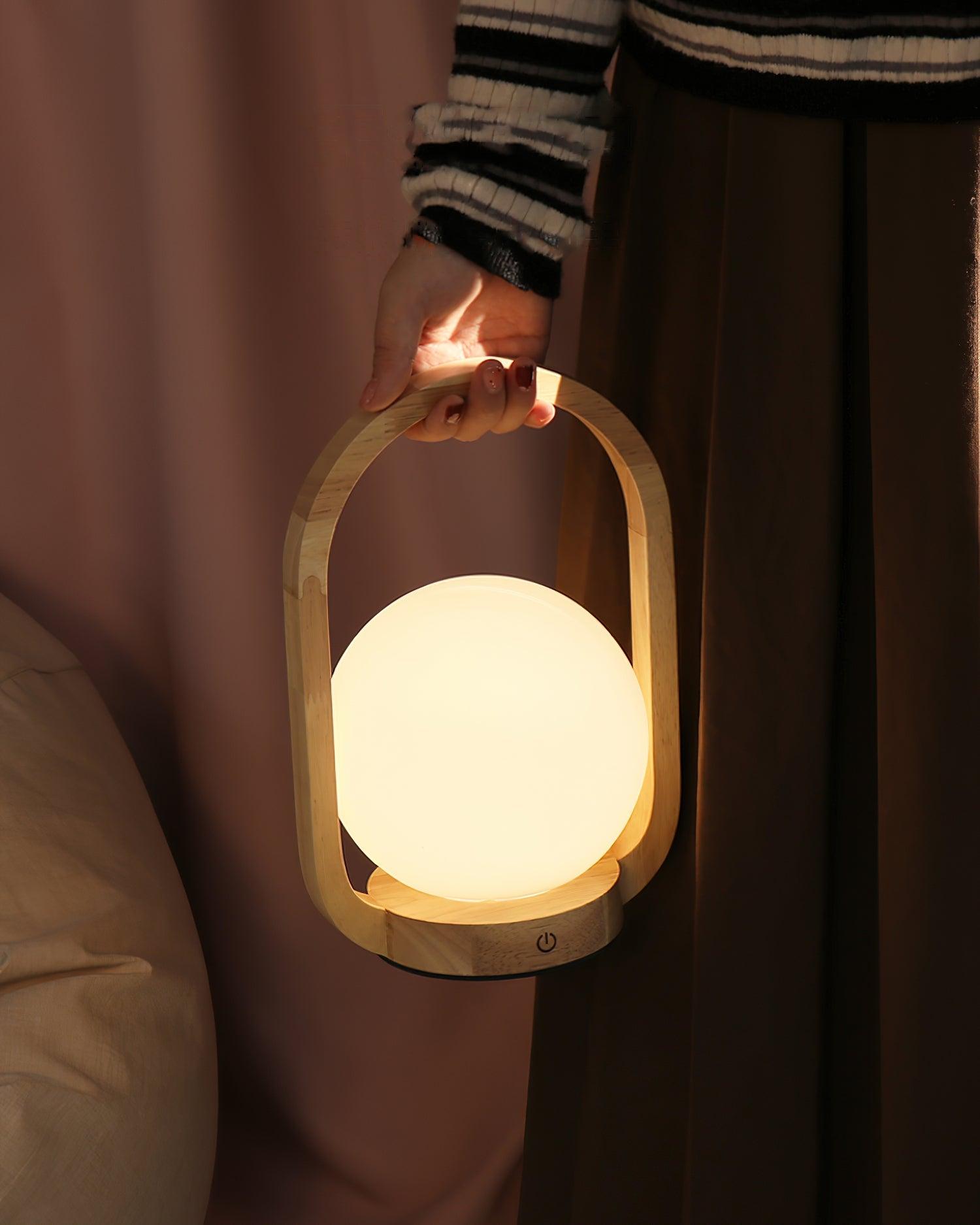 Tavellio Wooden Portable Table Lamp