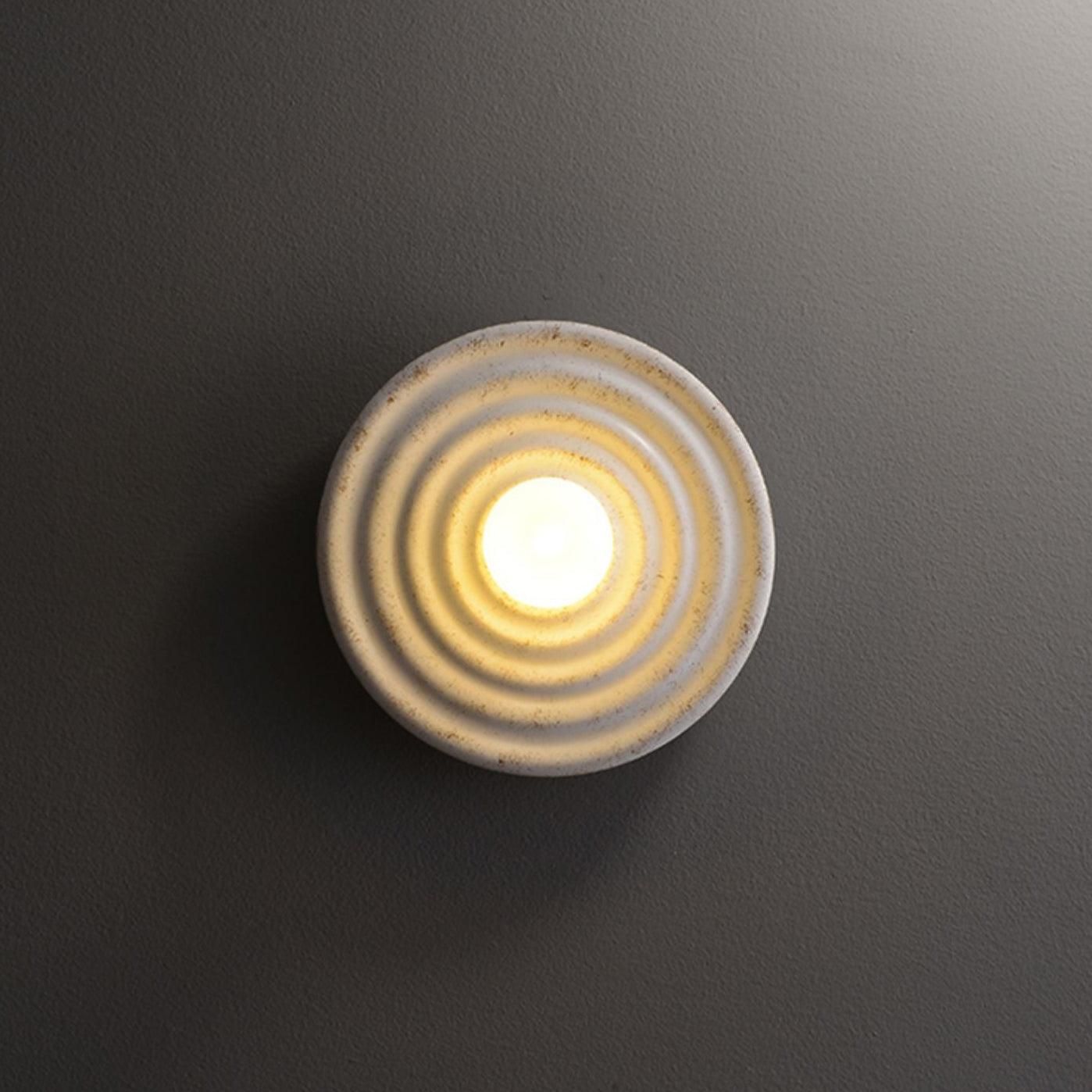 Aura Wall Lamp