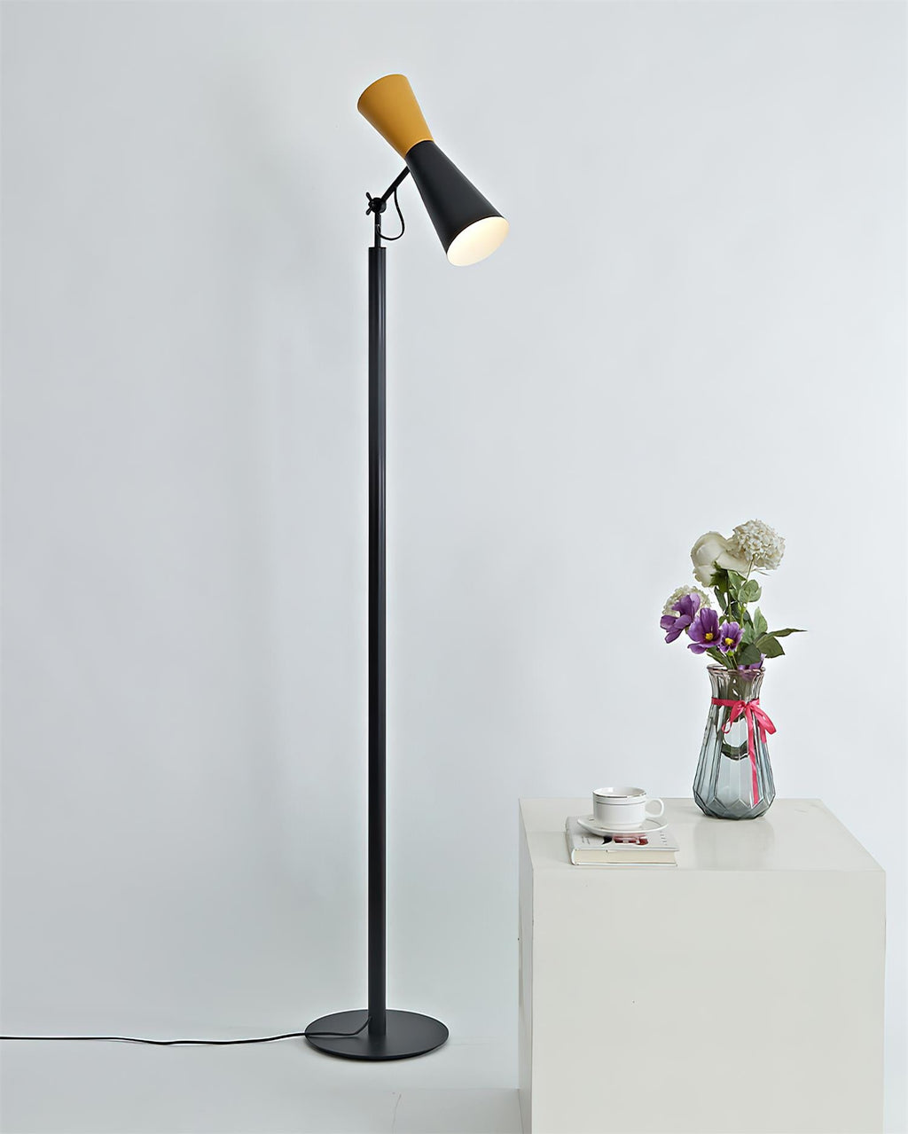 Bino Floor Lamp