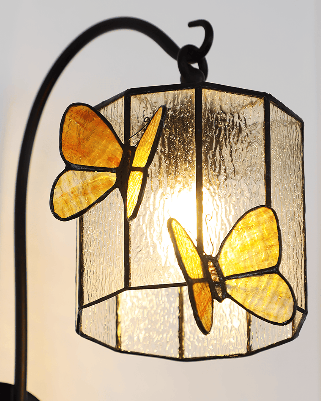 Briandy Tiffany Wall Lamp