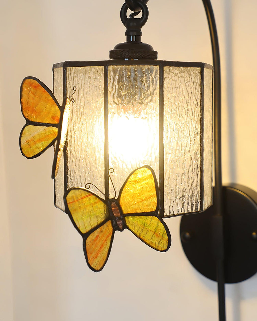 Briandy Tiffany Wall Lamp