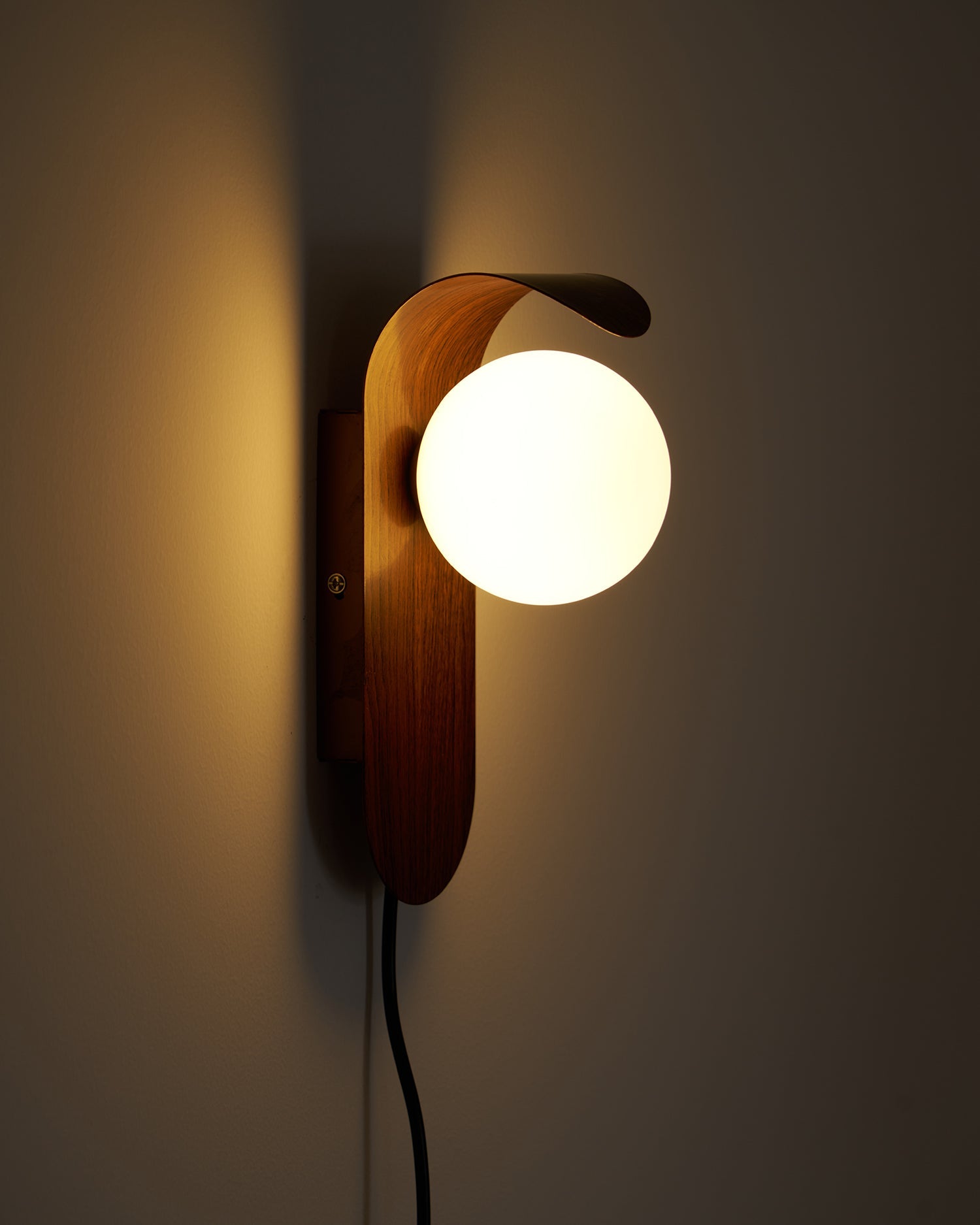 Carlyle Plug In Wall Lamp