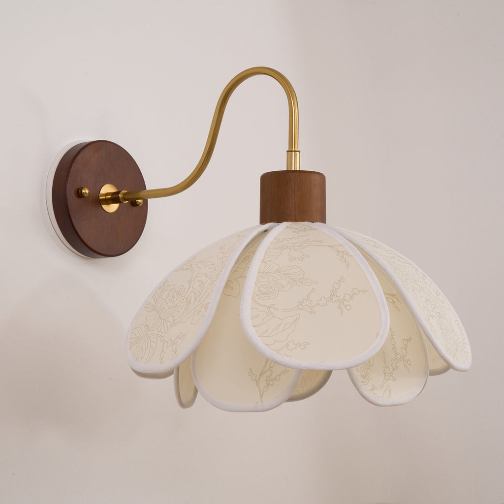 Ciena Petal Wall Light