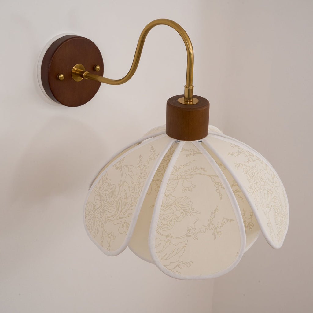 Ciena Petal Wall Light