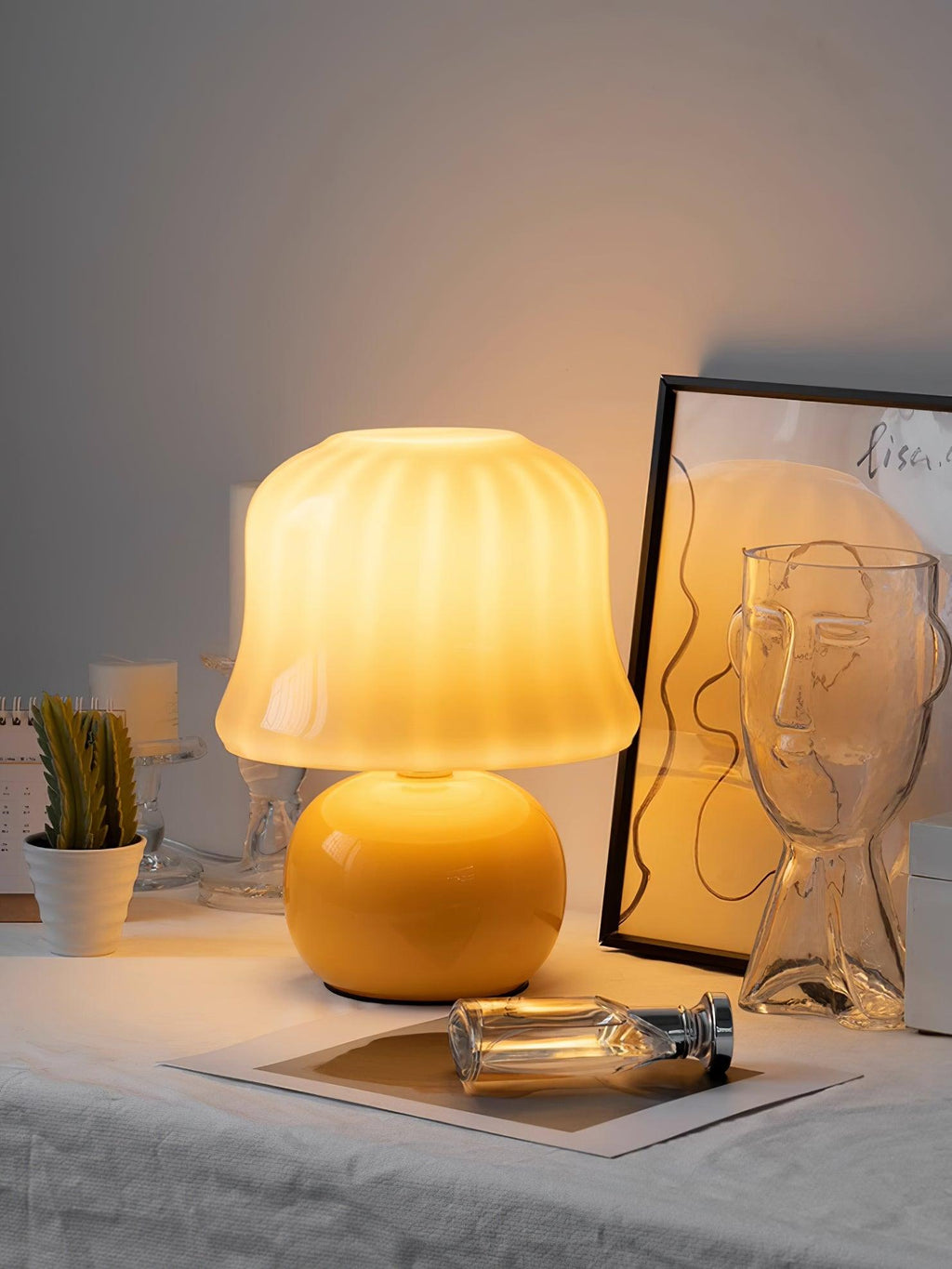 Cream Mushroom Table Lamp