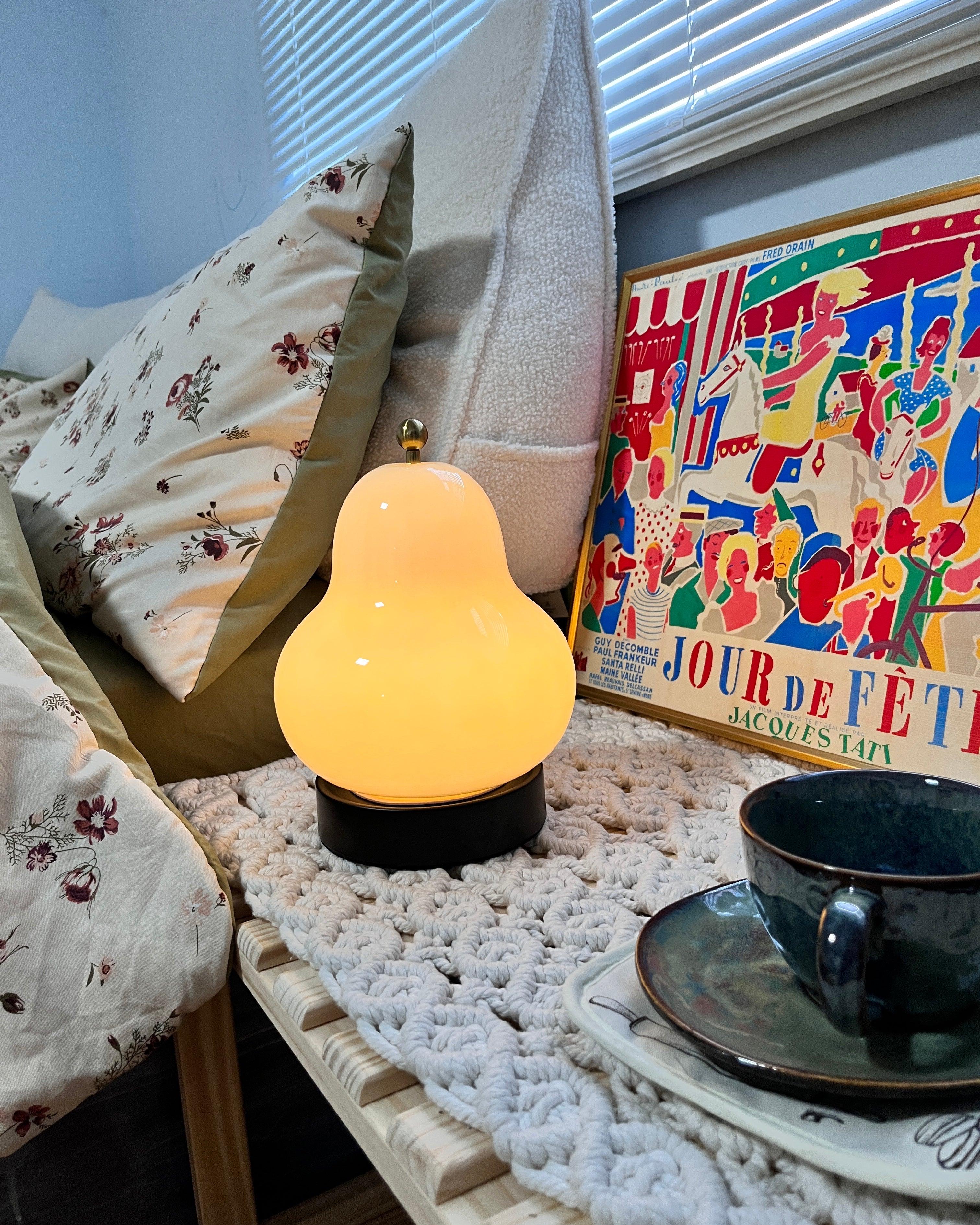 Cute Pear Table Lamp  (built-in battery)