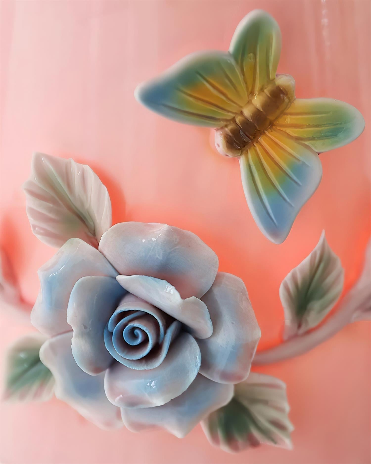 Eden Petal Pendant Lamp