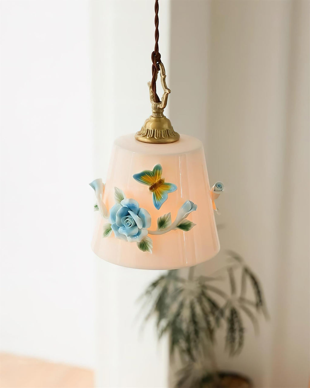 Eden Petal Pendant Lamp