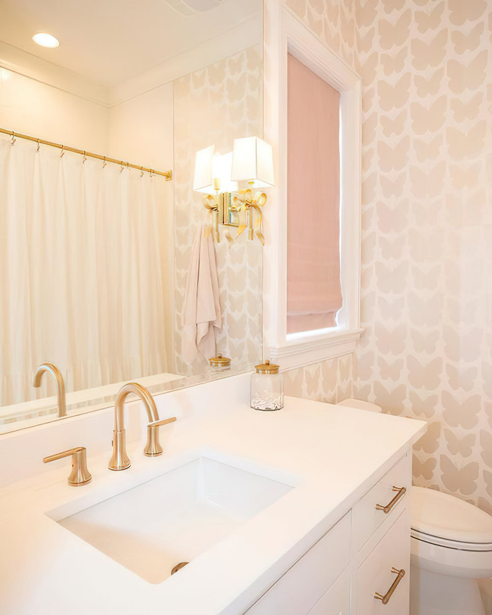 Ellery Gros-Grain Bow Wall Lamp