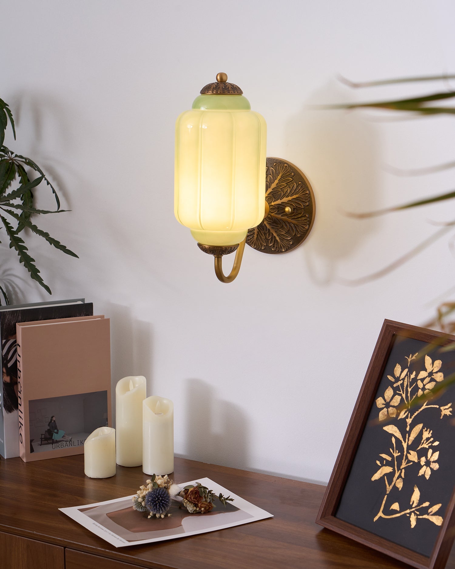 Eloise Glass Wall Lamp