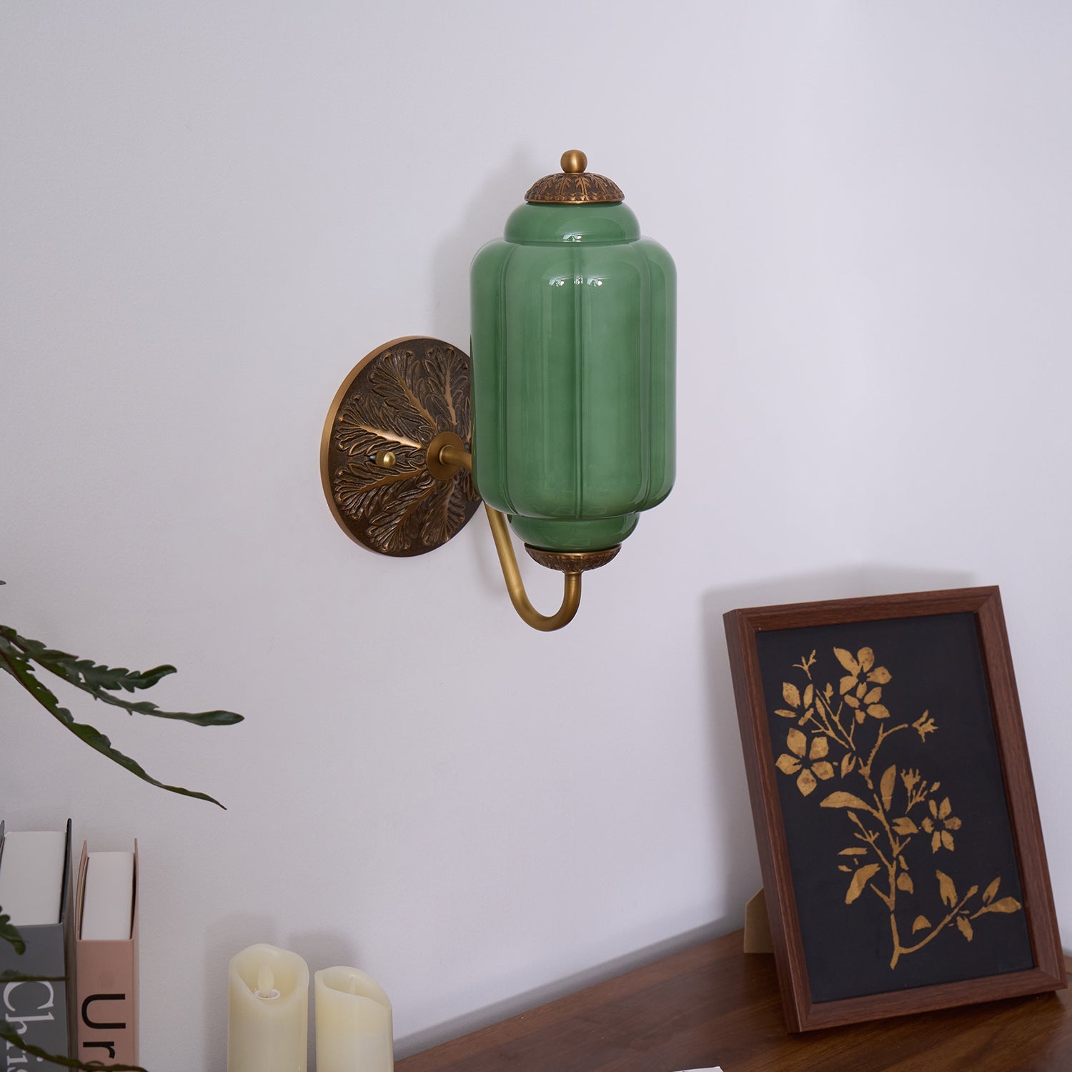 Eloise Glass Wall Lamp