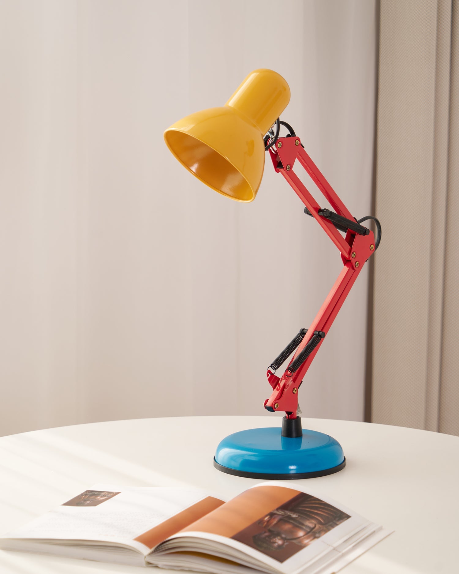 Flexo Memphis Table Lamp