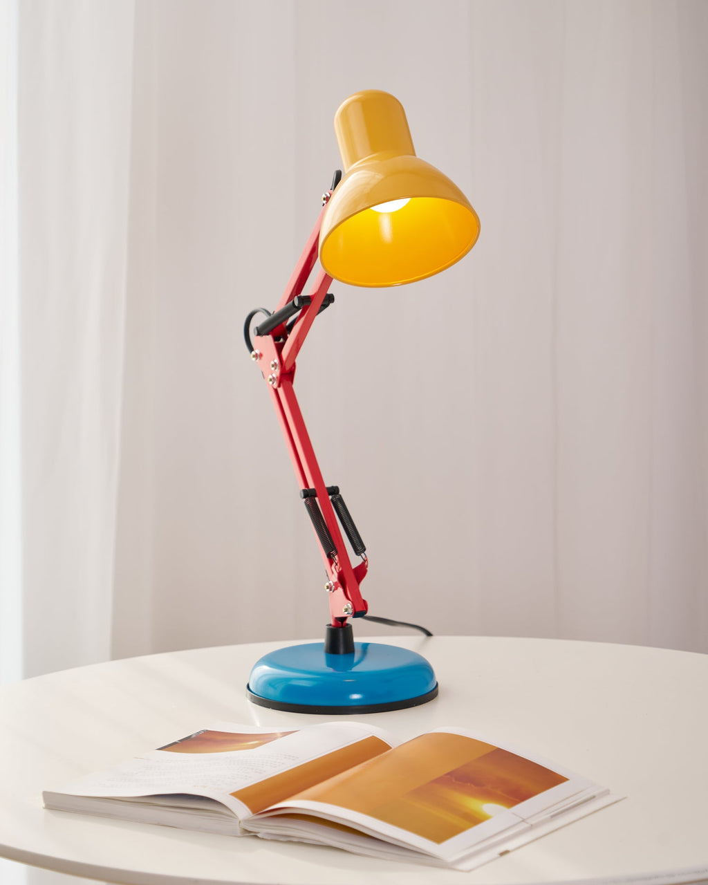 Flexo Memphis Table Lamp
