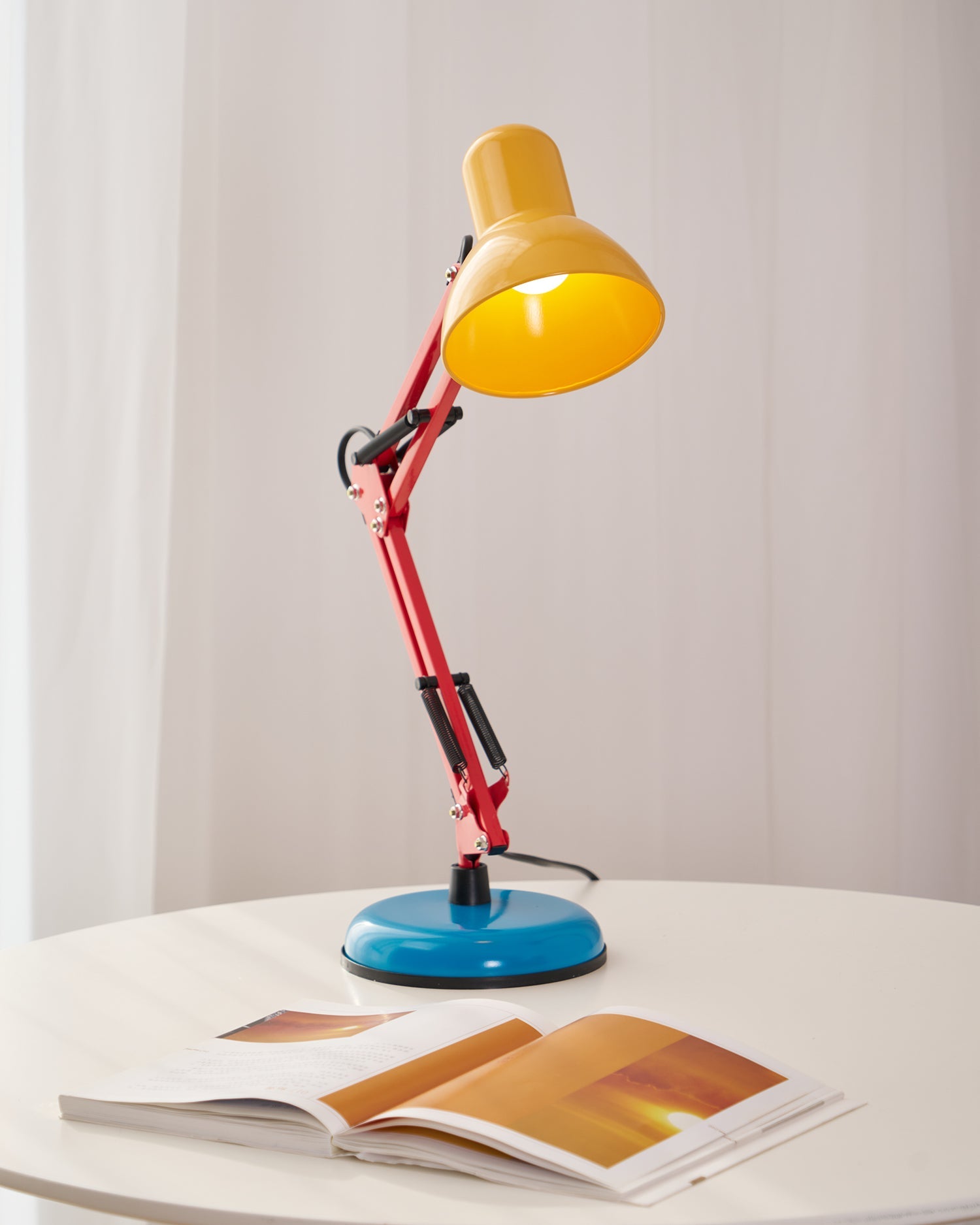 Flexo Memphis Table Lamp
