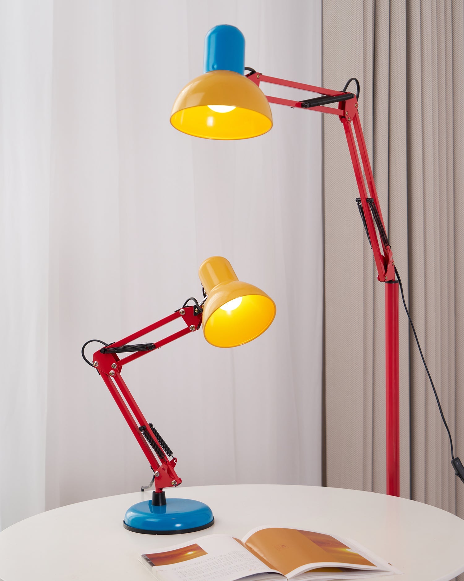 Flexo Memphis Table Lamp