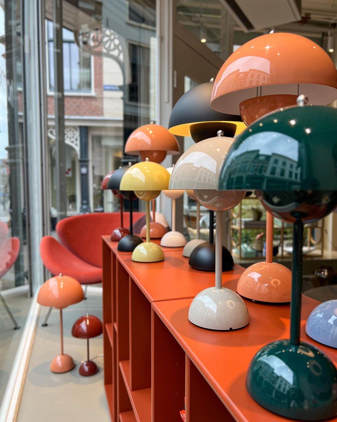 Rechargeable LED Small Desk Lamp