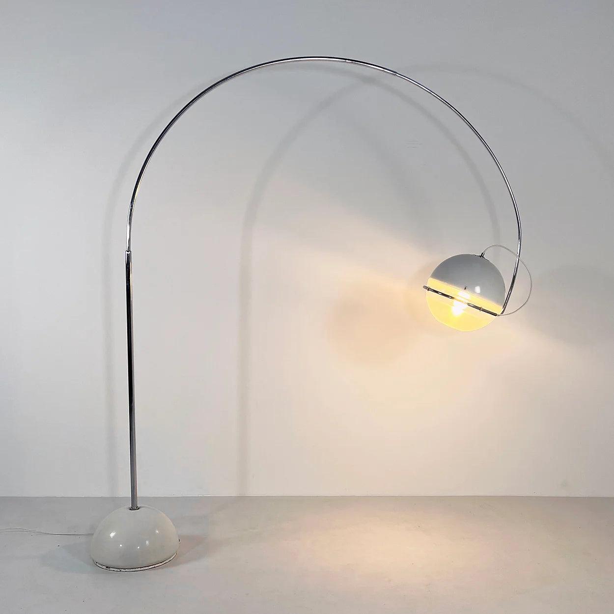 Focus Arc Floor Lamp