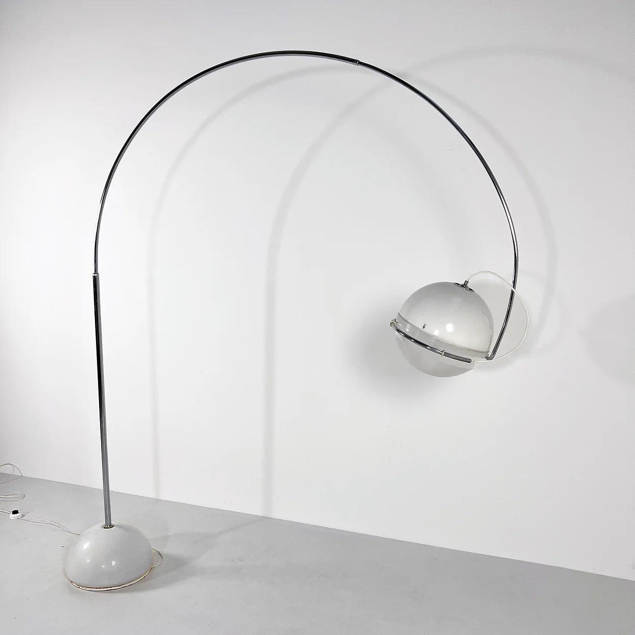 Focus Arc Floor Lamp
