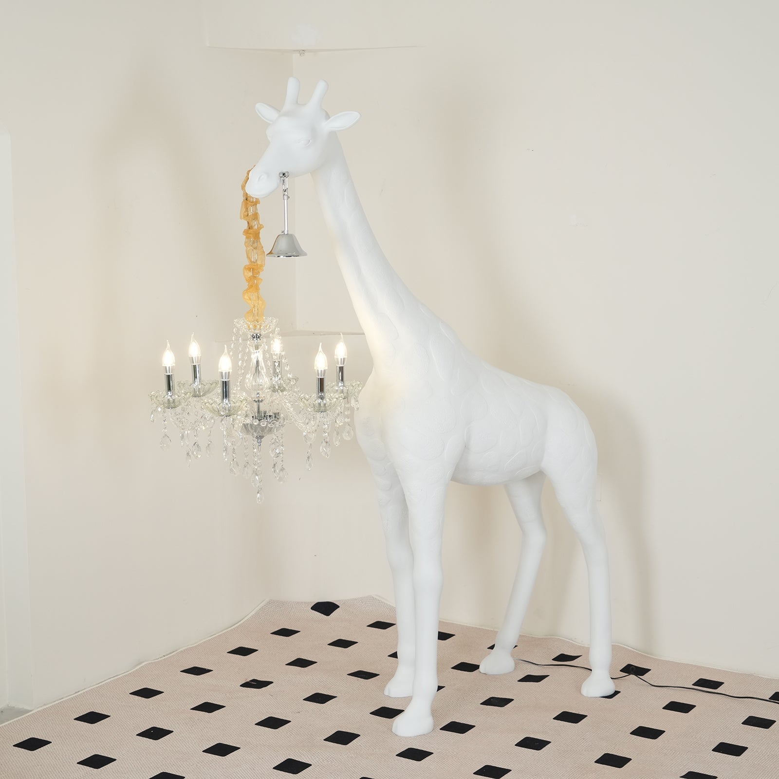 Giraffe Sculpture Floor Lamp