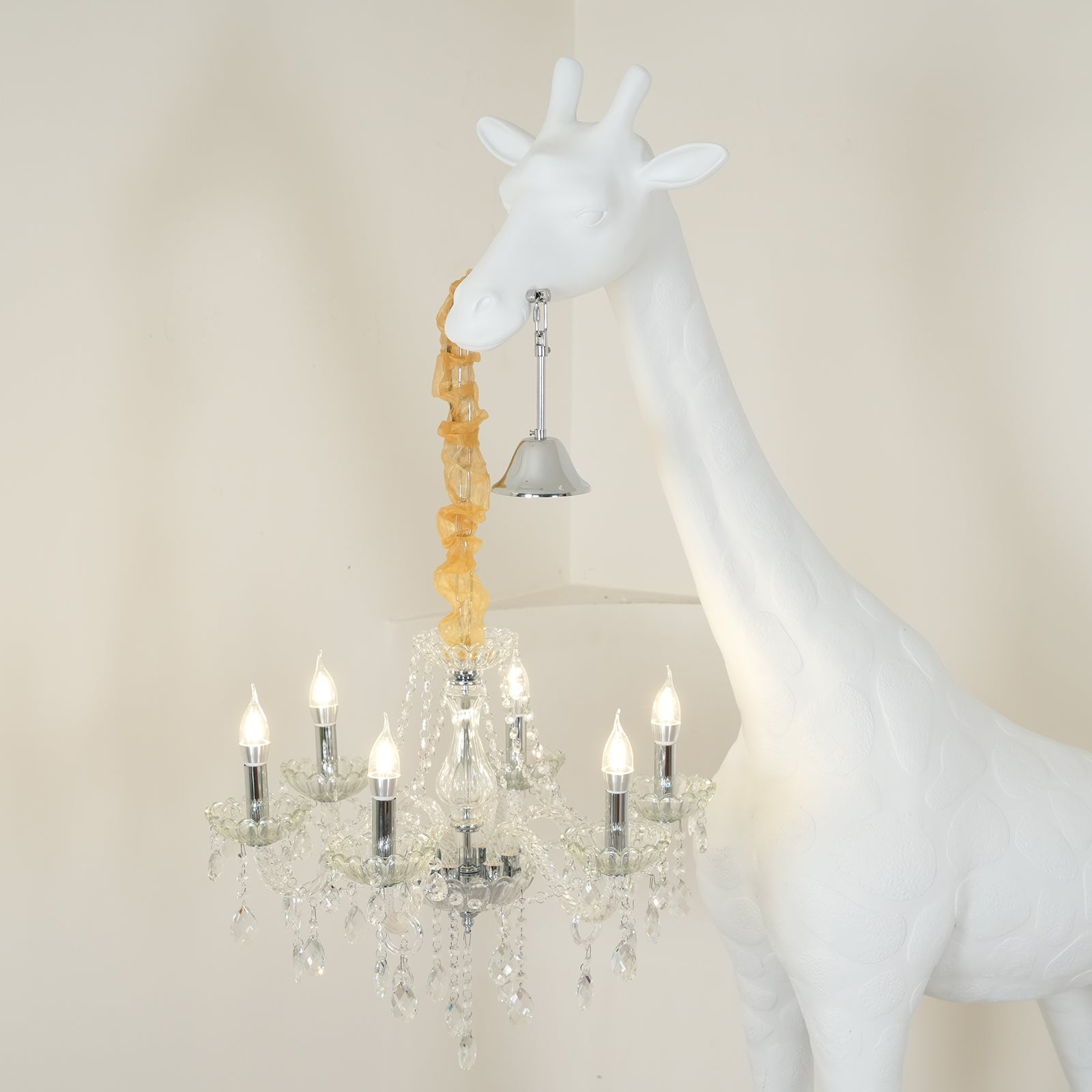 Giraffe Sculpture Floor Lamp