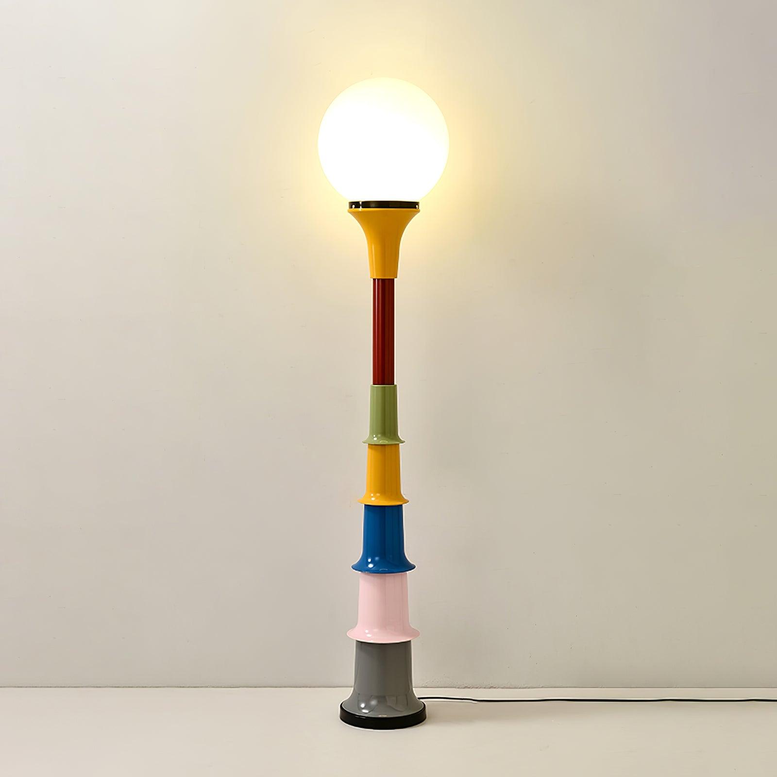 Grande Floor Lamp