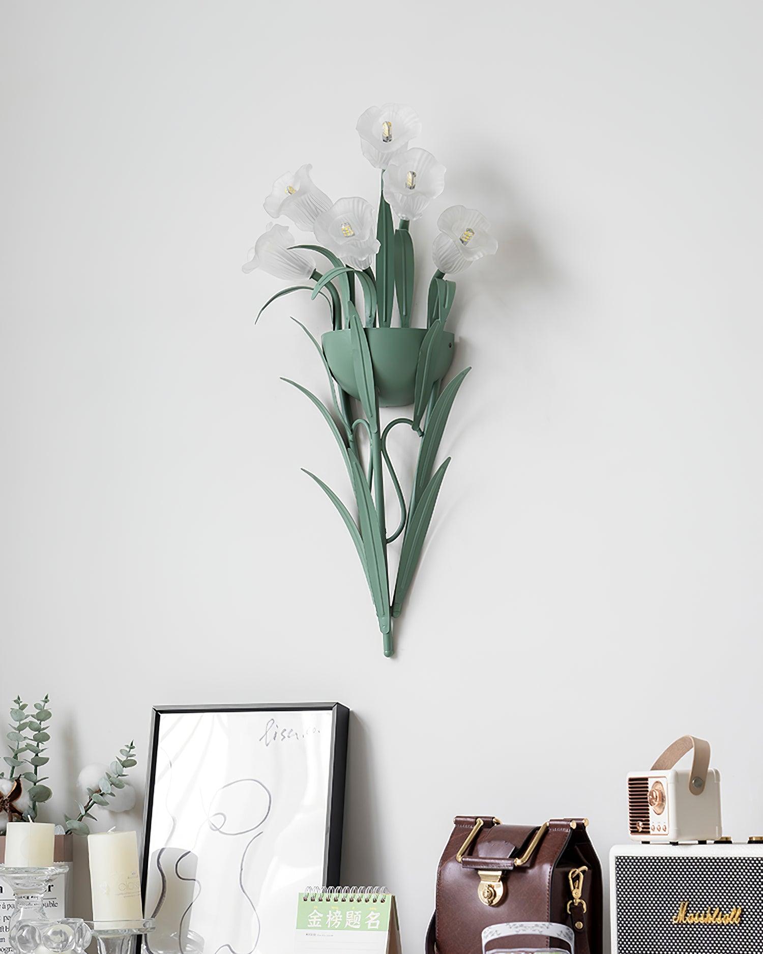 Green Sonia Wall Lamp