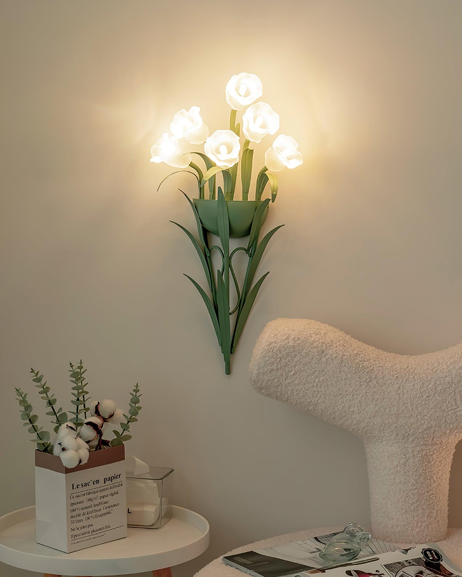 Green Sonia Wall Lamp