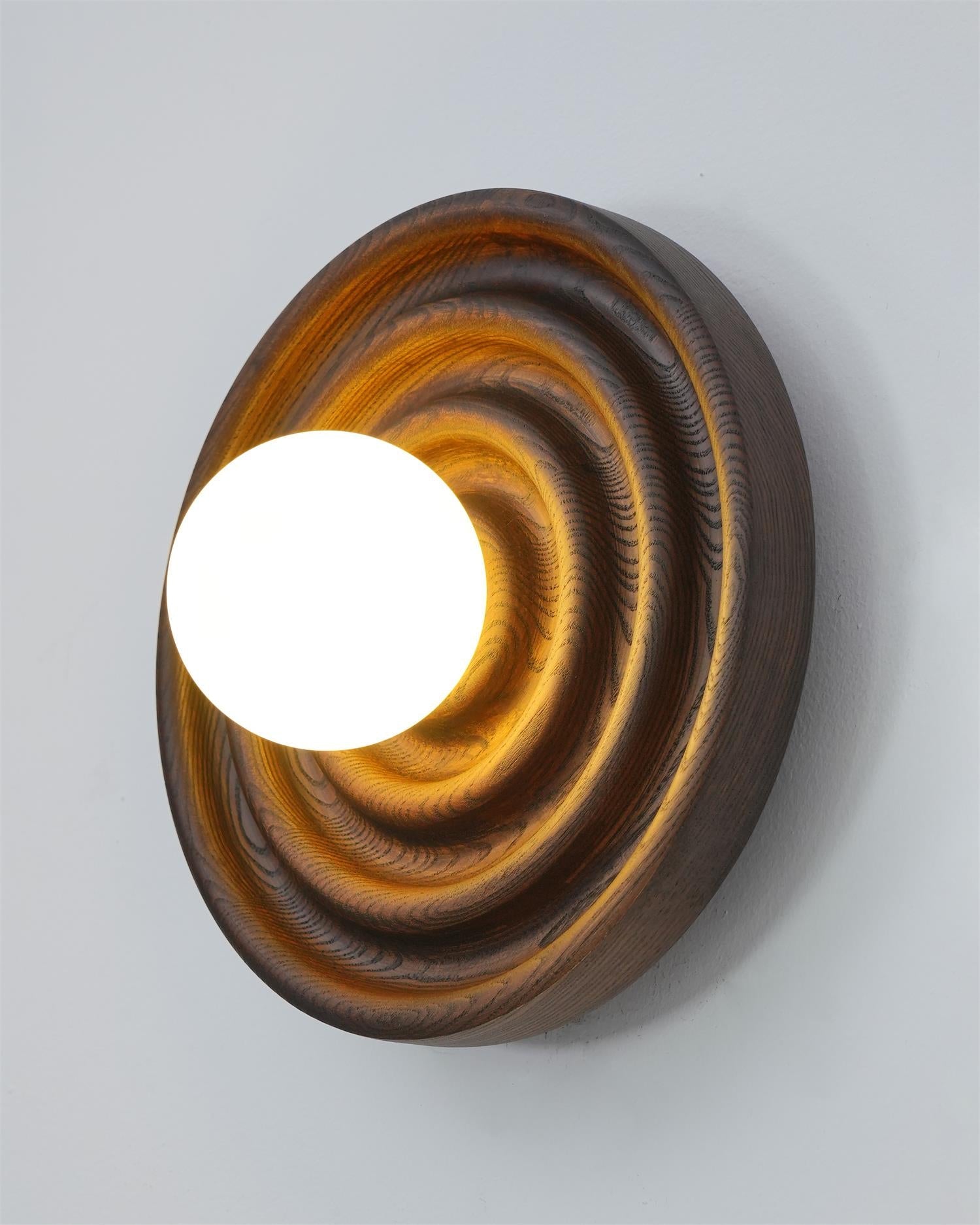 Grove Wall Lamp