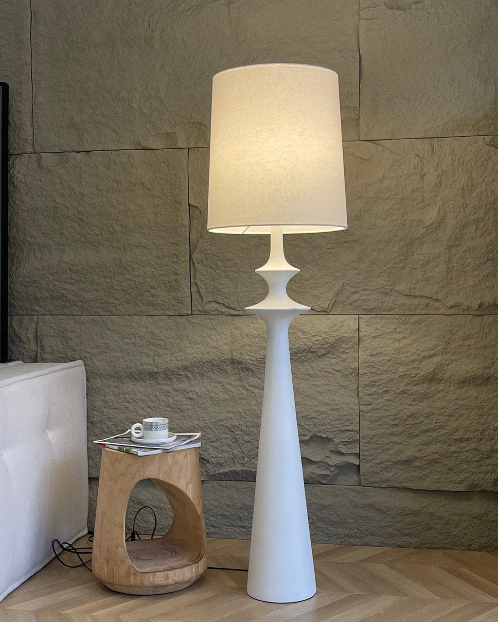 Guida Floor Lamp