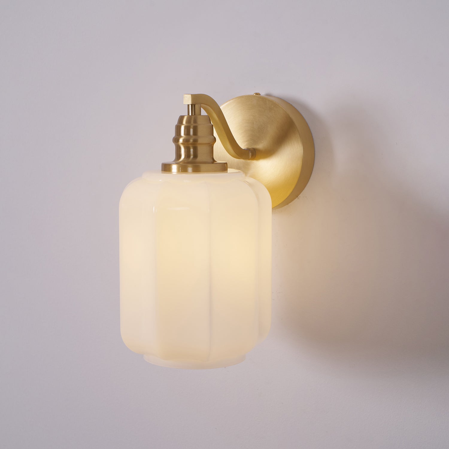 Henry Wall Lamp