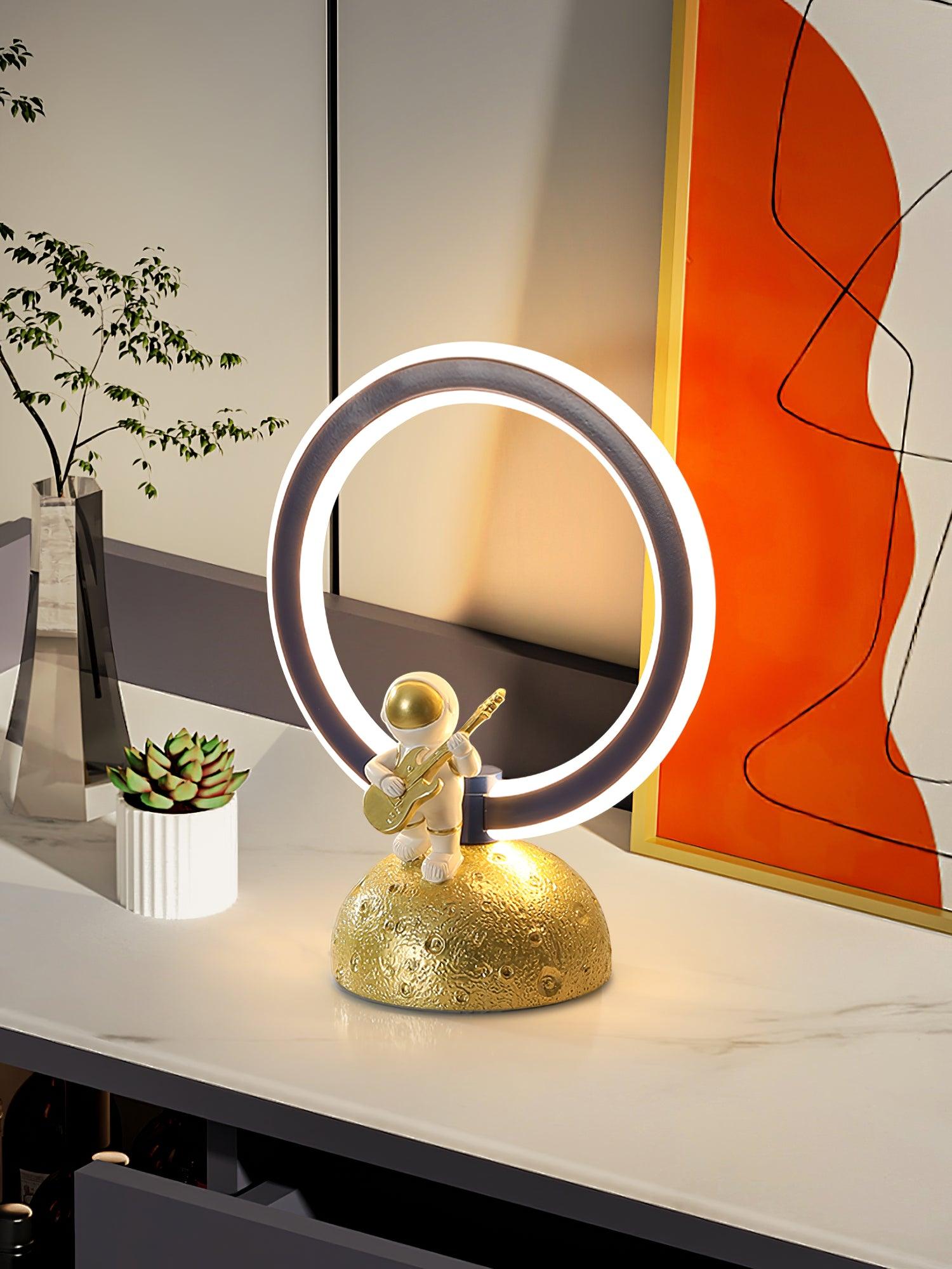 Jude Astronaut Table Lamp