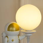 Jude Astronaut Table Lamp