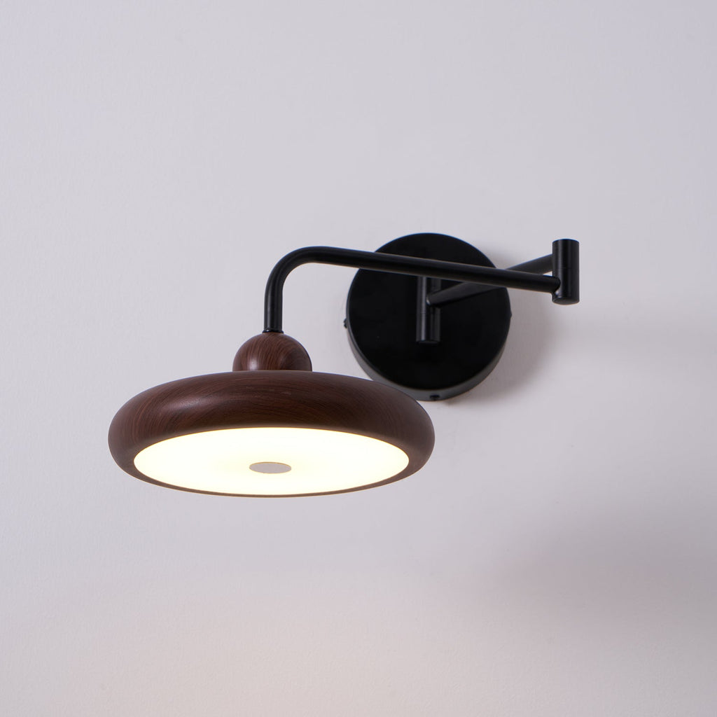 Karlin Wall Light