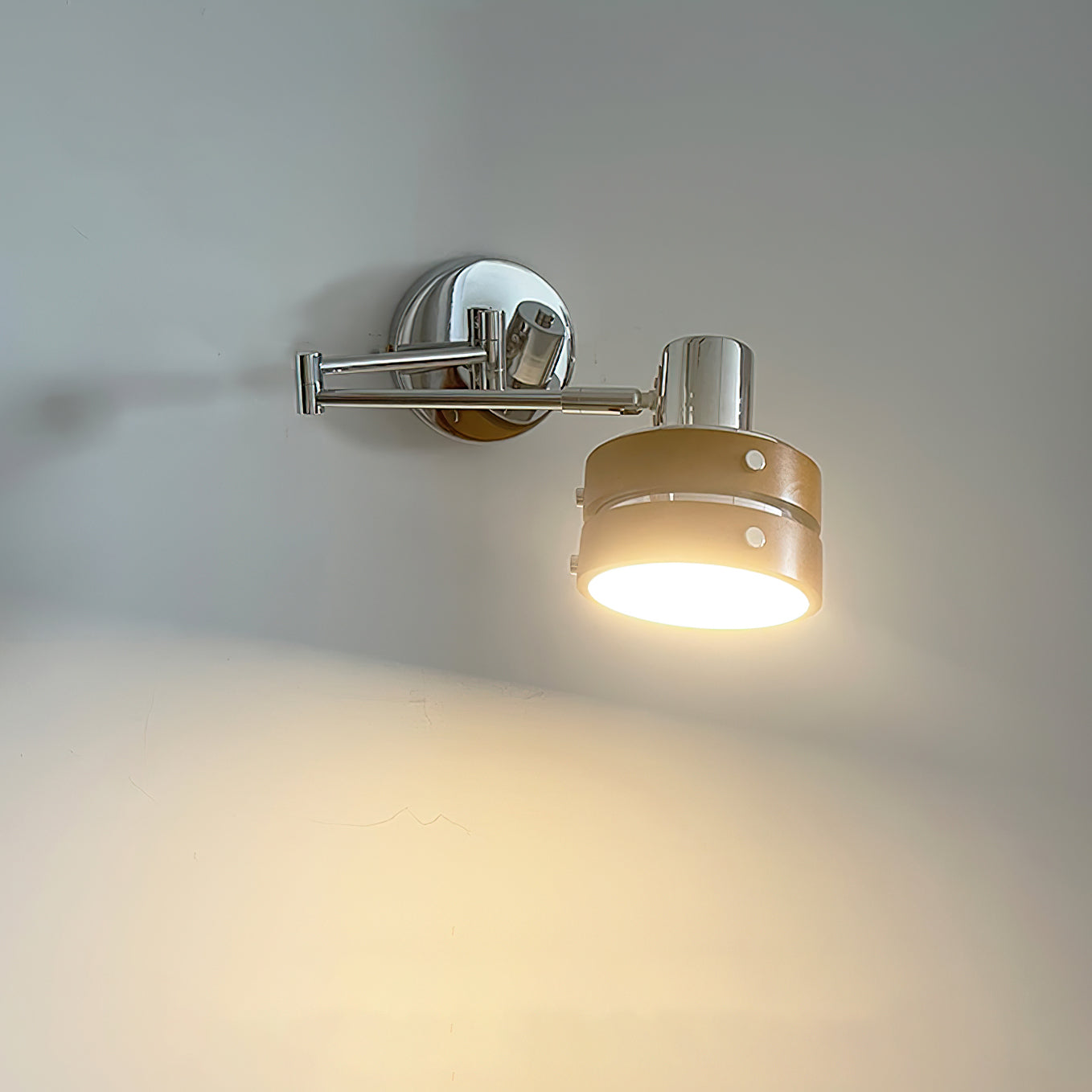 Karry Adjustable Wall Lamp