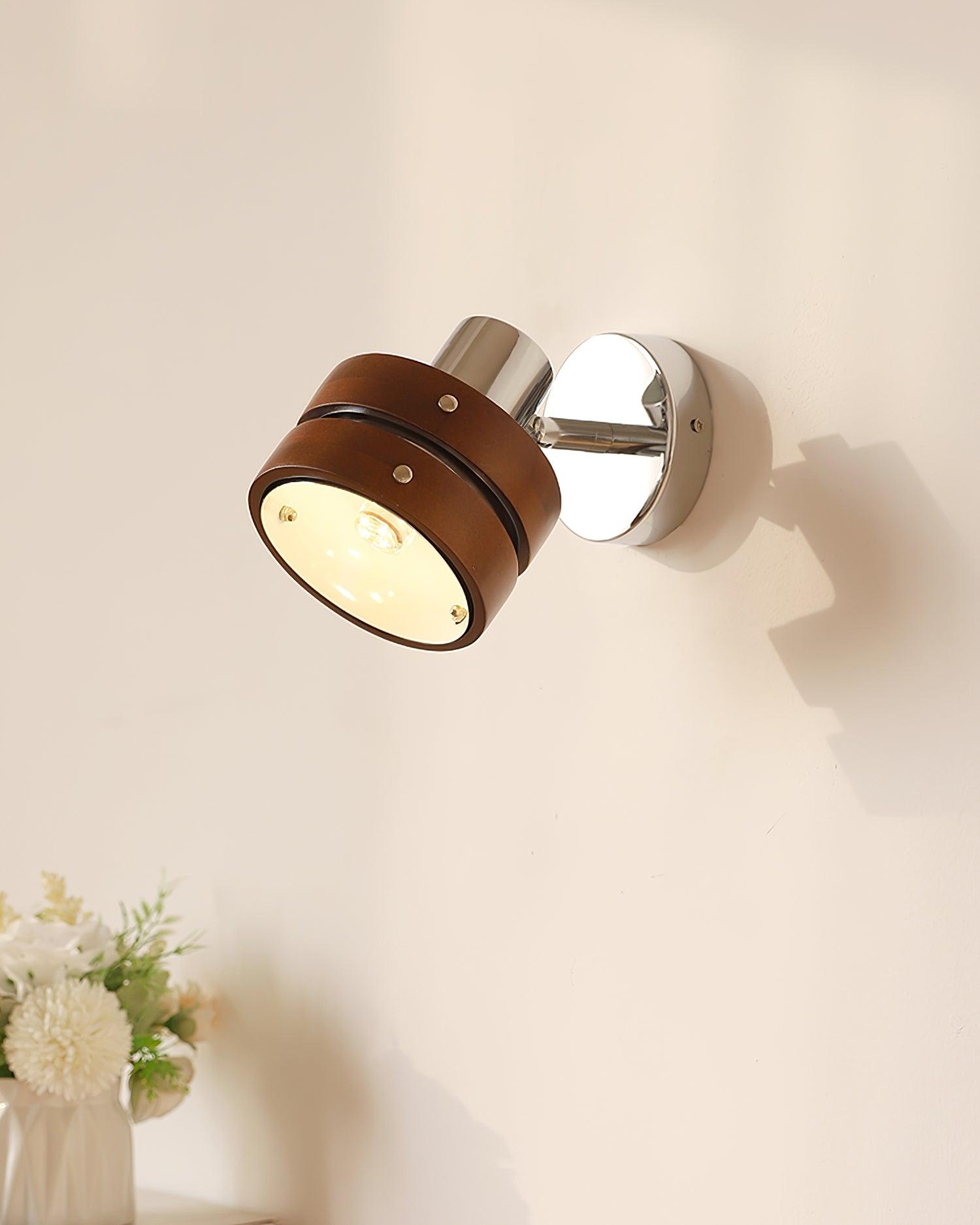 Karry Wall Lamp