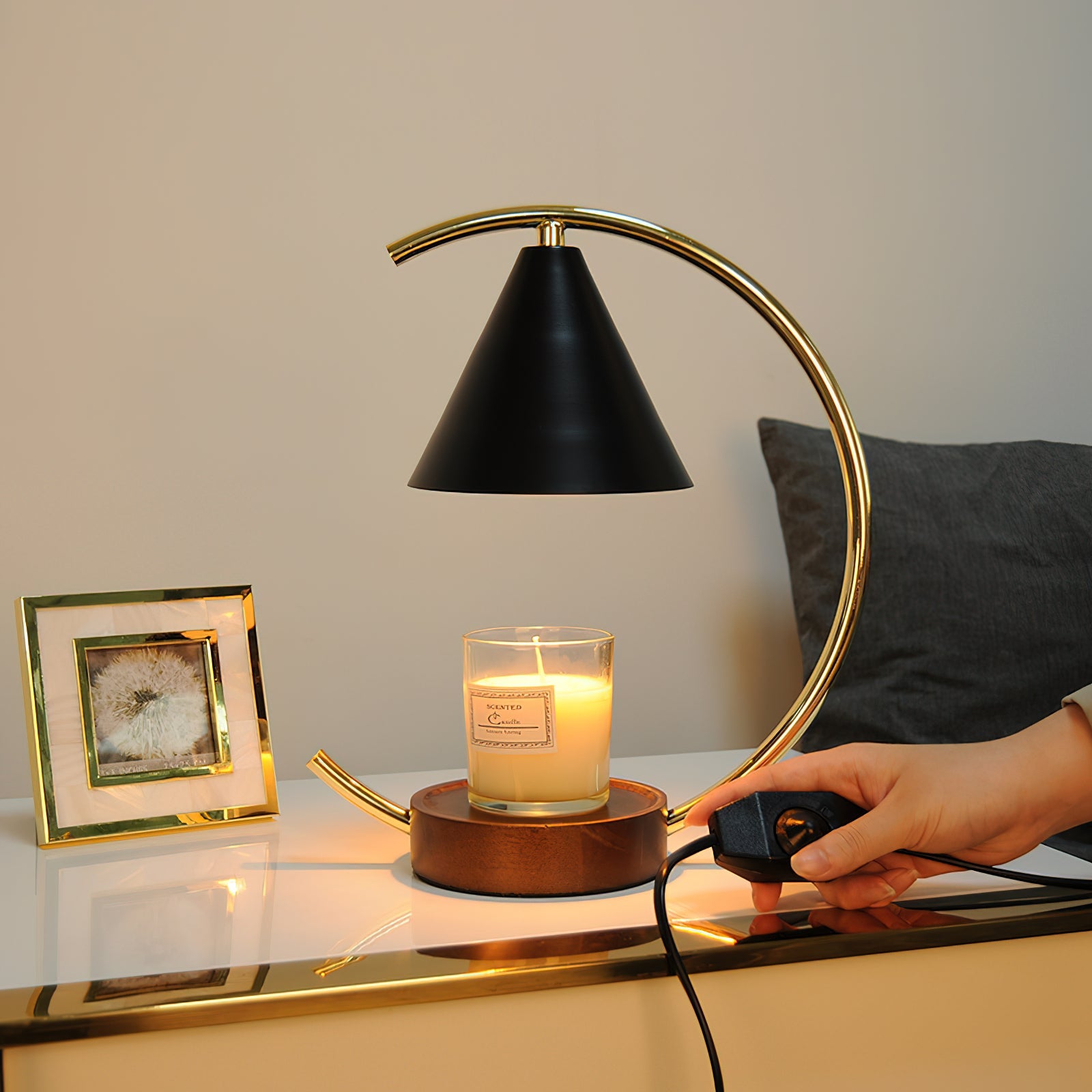 Kizzy Candle Warmer Lamp